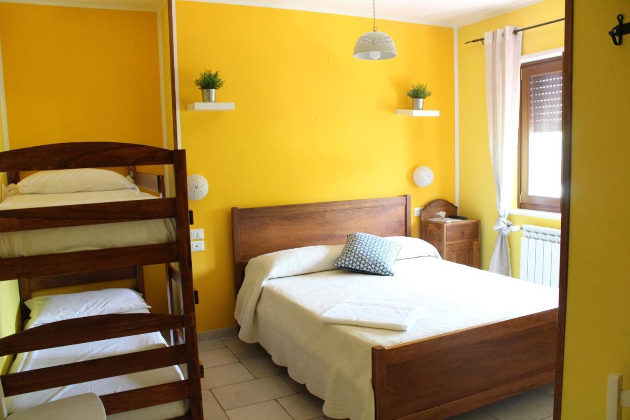 Casa Mita Bed & Breakfast Pulsano Exterior photo