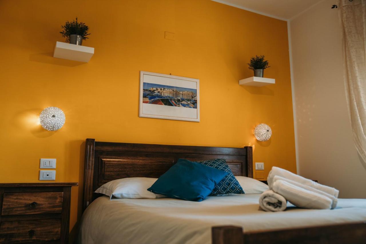 Casa Mita Bed & Breakfast Pulsano Exterior photo